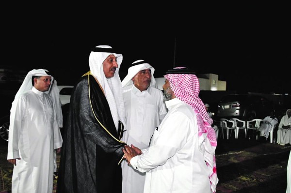 نقل تعازي القيادة لذوي الشهيد «جاري»