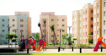 العقارات تقلل خسائرها إلى 124.5 مليار ريال في خمسة أشهر
