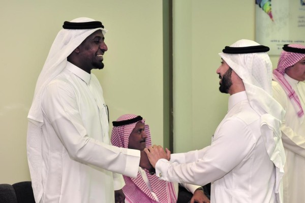 اليوم تعايد منسوبيها بعيد الفطر المبارك