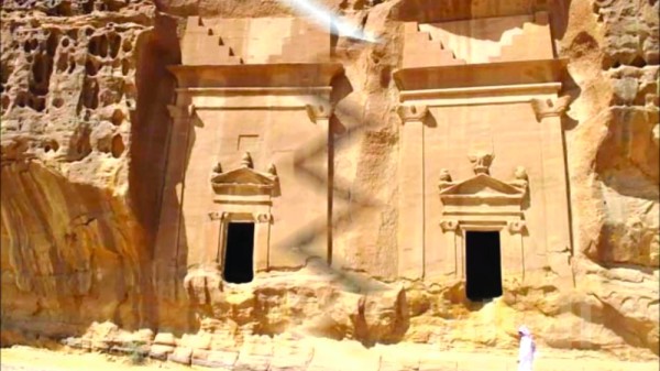 «مدائن صالح» تخضع لإعـادة الاكتشافات الأثرية