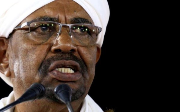 السودان.. إحالة «البشير» للمحاكمة قريبًا