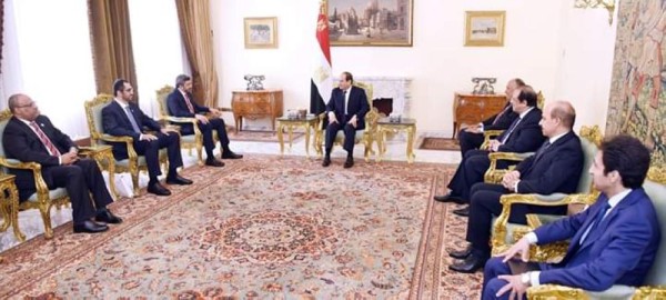 السيسي: مصر تتابع باهتمام بالغ التطورات بمنطقة الخليج