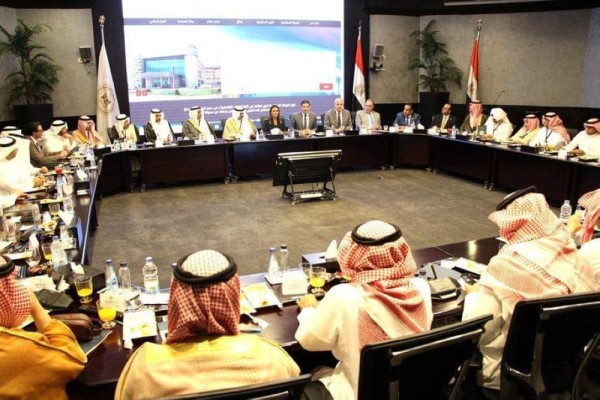 سعوديون يبحثون الاستثمار في العاصمة الإدارية بمصر