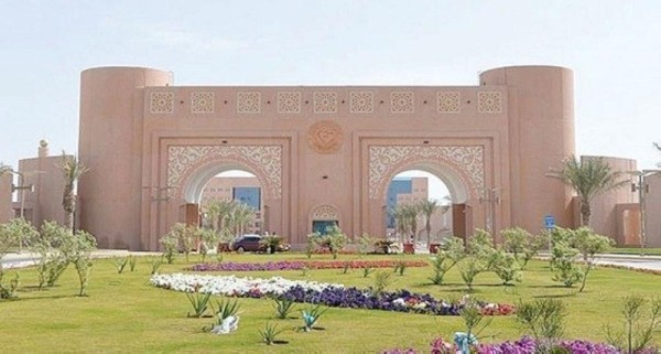 انقطاع الكهرباء بجامعة الملك فيصل