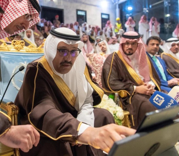 أمير الباحة يفتتح القرية التراثية بمراوة
