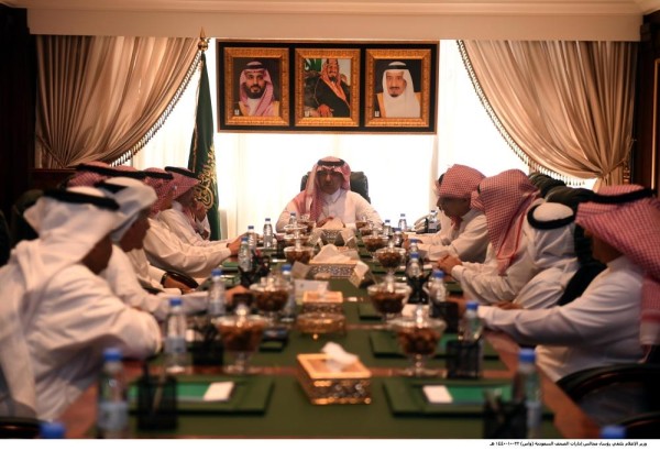 «الشبانة» يناقش التحديات الإعلامية مع 'إدارات الصحف'