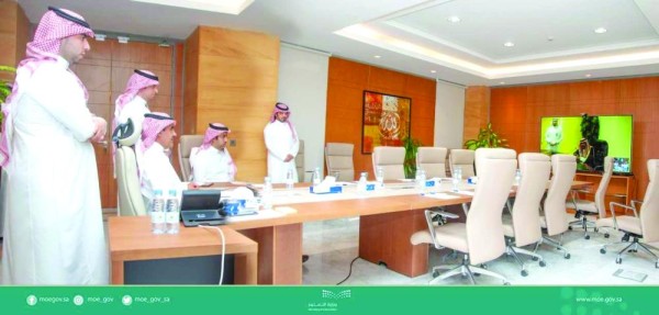 «التعليم» تطبق خدمة استقبال المراجعين عن بعد