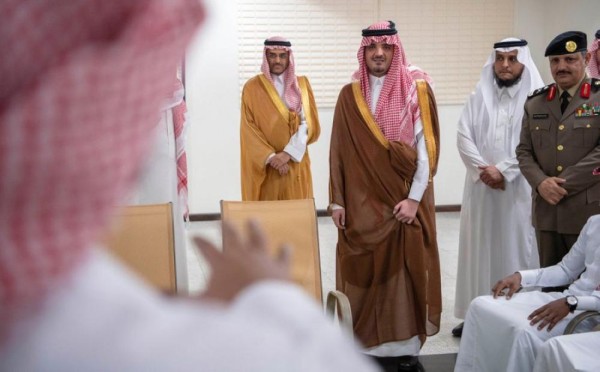 وزير الداخلية يدشن عددًا من البرامج الإصلاحية بجدة