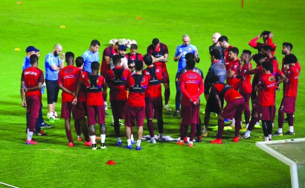 القادسية يدشن التحضيرات بدون مدرب