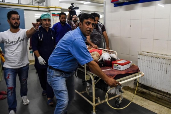 33 قتيلًا في تحطم حافلة ركاب بكشمير
