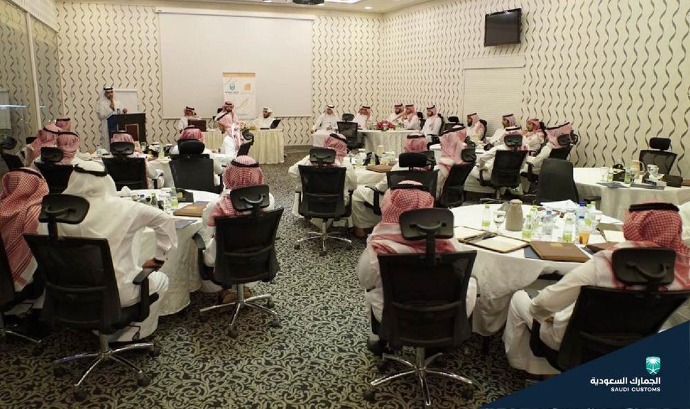 تخريج 53 محقق في قضايا التهريب الجمركي