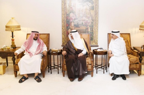 وكيل إمارة الشرقية يعزي 'العمار'