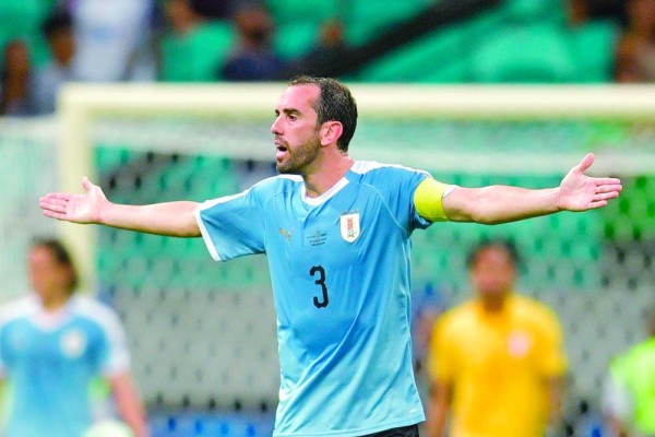 قائد أوروجواي يترك أتلتيكو