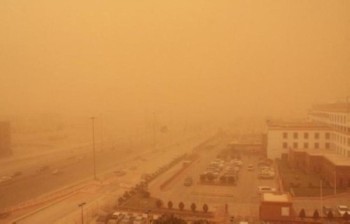 رياح وغبار على الشرقية والرياض
