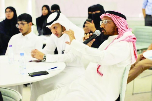 «قراءاتي».. تجمع شغف القراءة وحب العطاء وتبادل المعرفة بأنواعها