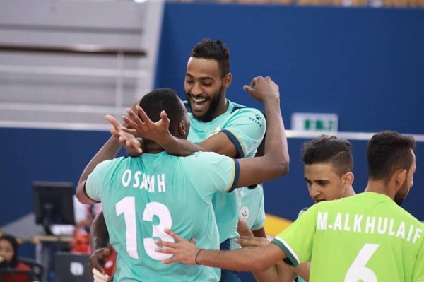 «طائرة الأخضر» تعبر الكويت إلى كأس آسيا