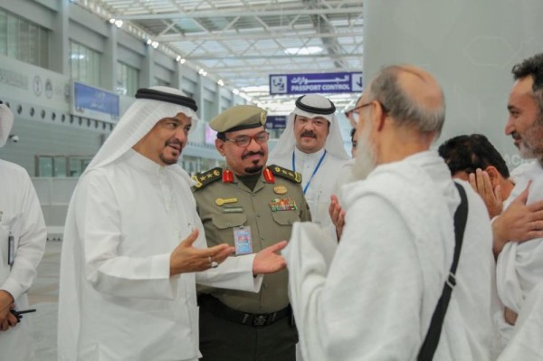 بالصور.. وصول أولى رحلات الحجاج من بنجلاديش
