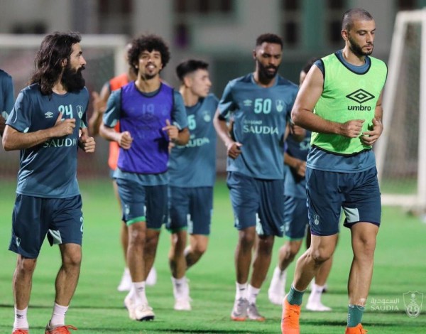 الأهلي يعتمد ٣١ لاعباً لمعسكره بالنمسا
