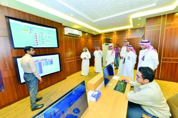 وفد من «العمل» يطلع على تجربة التوطين في «الري»