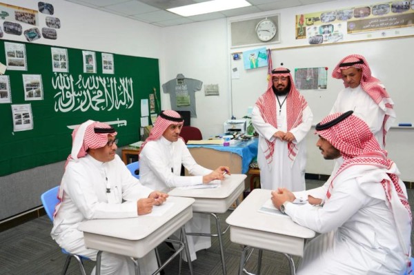 بالصور.. تعليم الشرقية يستقبل المرشحين للوظائف 