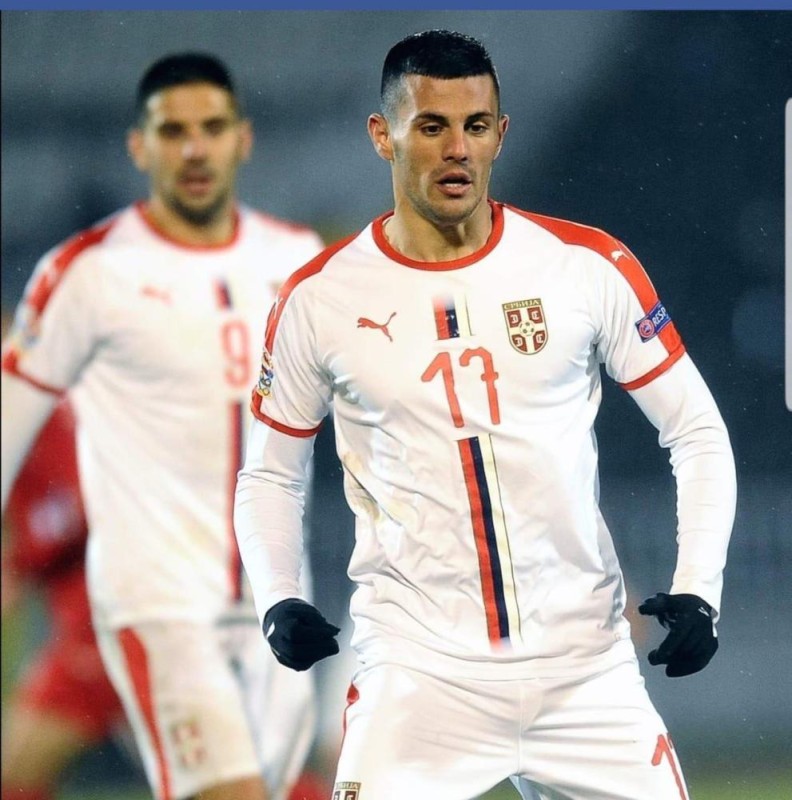 الأهلي يدعم صفوفه بالدولي الصربي ألكيكسيتش