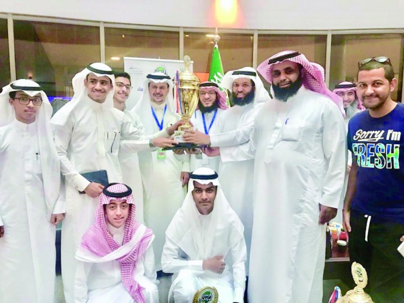تتويج الفائزين بمسابقة «فرسان»