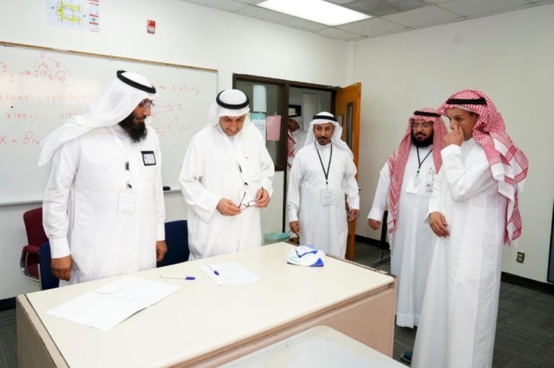 إنهاء المقابلات الشخصية لـ 946 معلمًا بالشرقية