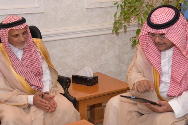 محافظ حفر الباطن يؤكد أهمية العمل الخيري 
