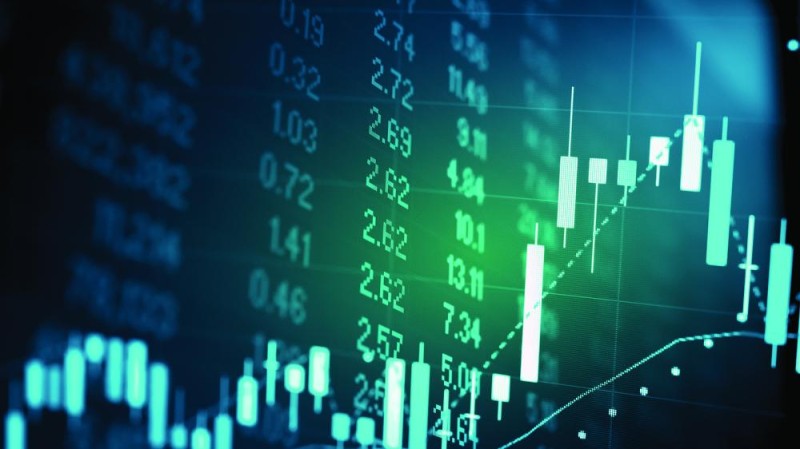 السوق يغلق مرتفعا عند 8969 نقطة بتداولات 3.9 مليار