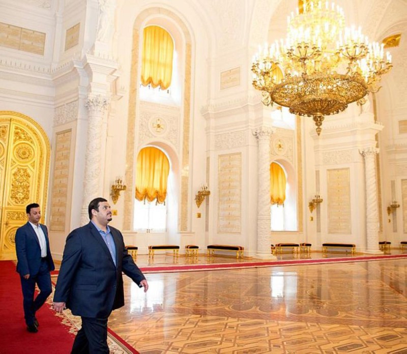 بالصور.. أمير الرياض بالنيابة يزور الكرملين
