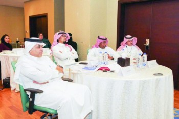 دورة بالخبر تقترح إلحاق «الإعلام الريادي» بالمناهج التخصصية
