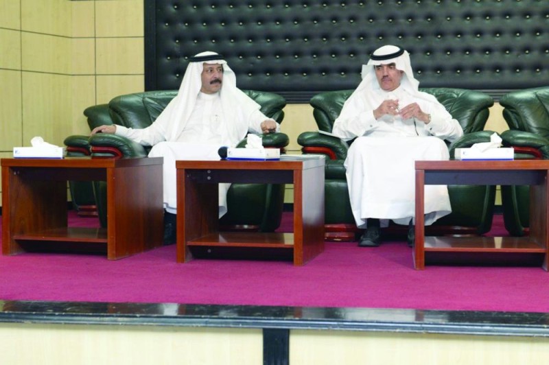 «التجمع الصحي»: لن يتأثر وضع أي موظف ماليا