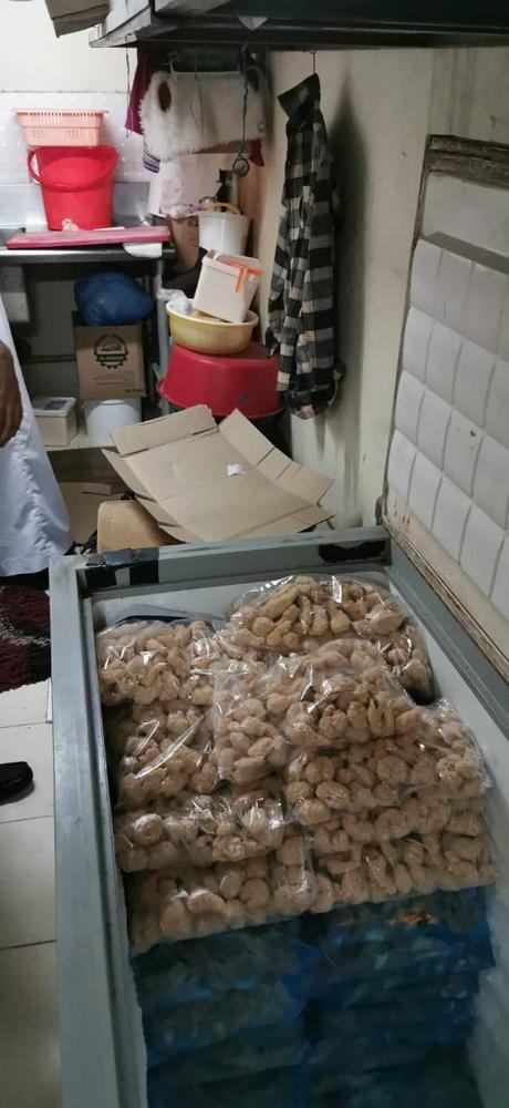 إتلاف 110 كيلو أغذية فاسدة بالقطيف