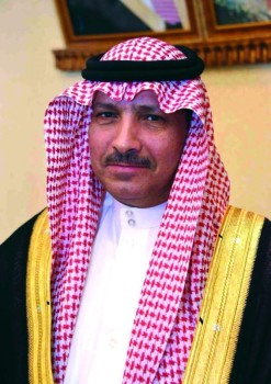 أمير الشرقية يصدر حزمة من القرارات الإدارية