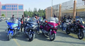 350 دراجا من دول العالم لدعم السياحة الداخلية