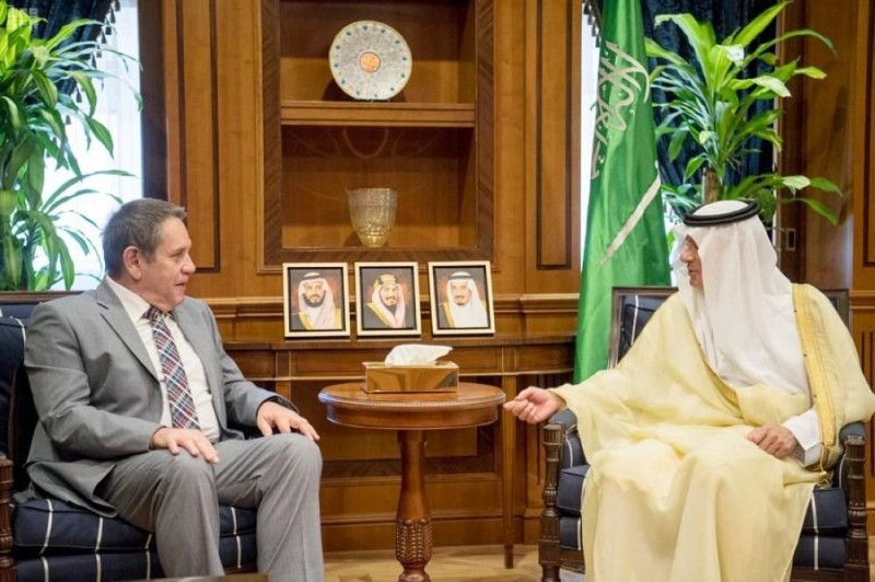 الجبير يبحث الموضوعات المشتركة مع سفير روسيا