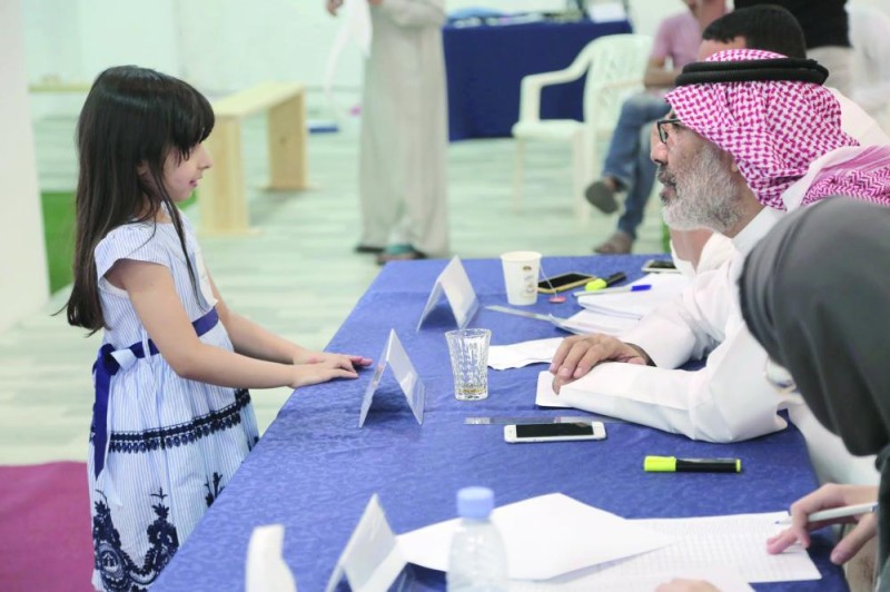 قصص واقعية من الخمسينيات في «خيوط المعازيب»