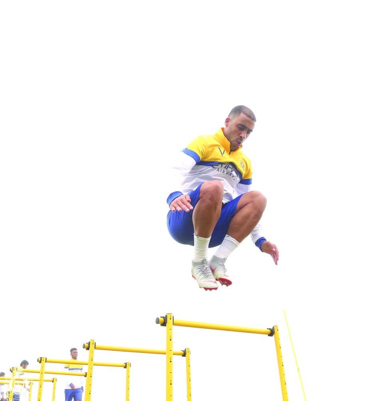 عودة حمد الله تبدد مخاوف النصراويين
