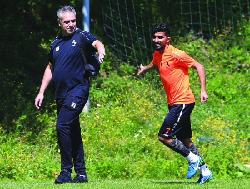 مبولحي يطمئن جماهير الاتفاق