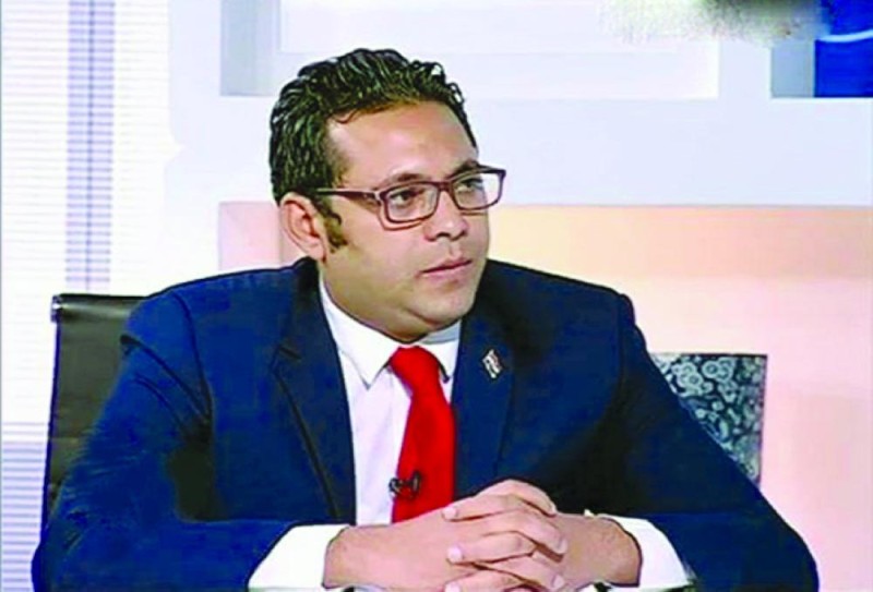 باريس تنضم لتشكيل قوة بحرية في مياه الخليج