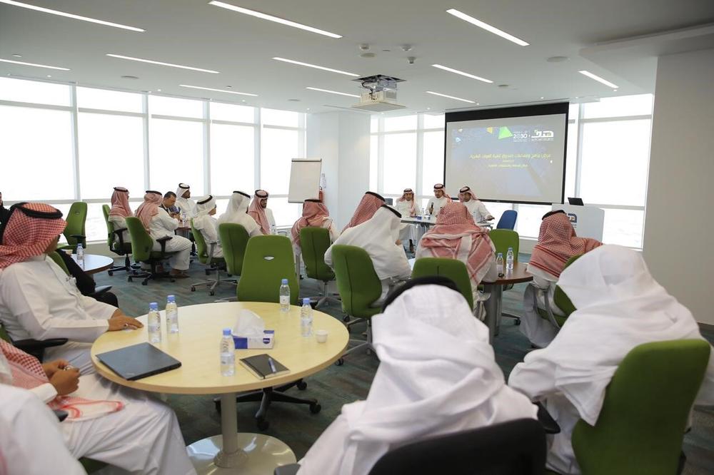 هدف : حزمة برامج لتوطين قطاع المحاماة