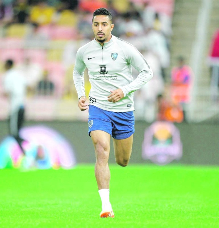 الهلال يعرض على سالم التجديد.. والأهلي يبدأ تحركاته