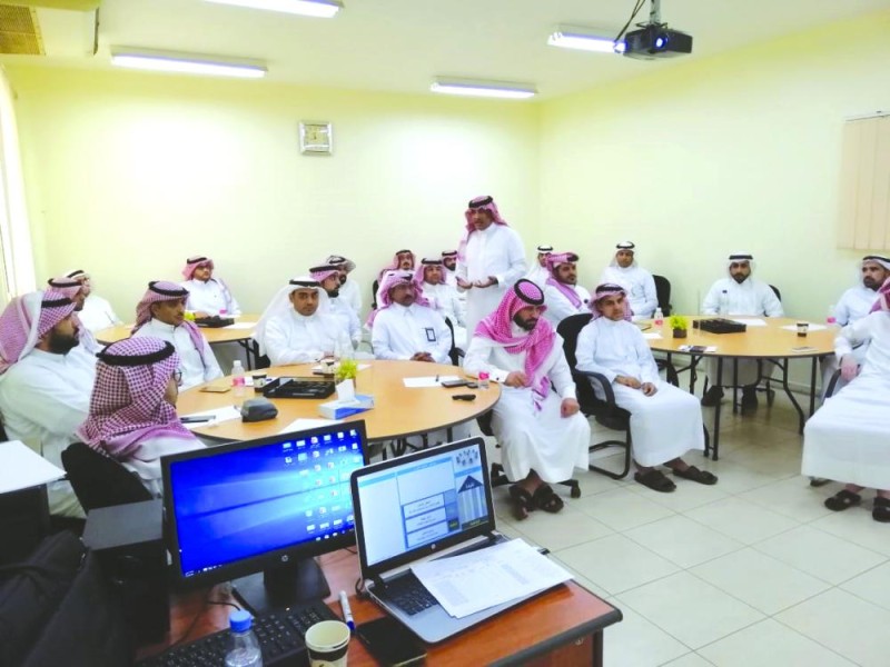 تدريب 279 معلما في شرق الدمام