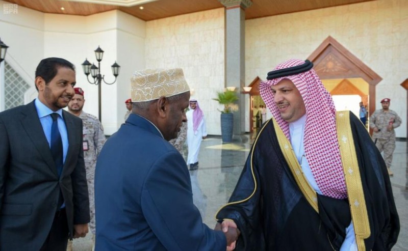 رئيس وزراء جيبوتي يصل إلى المدينة المنورة