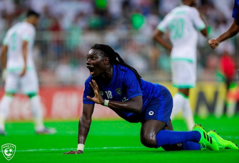 الهلال يضرب الأهلي برباعية مع الرأفة
