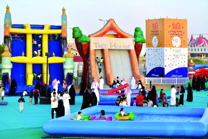 صور من المهرجان