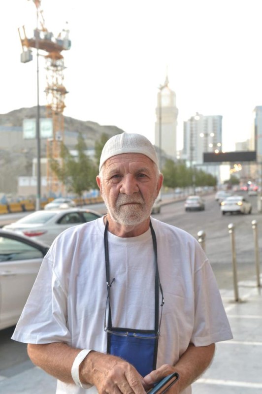 «بوسني» محققا حلمه بعد الستين: الخدمات فاقت توقعاتي