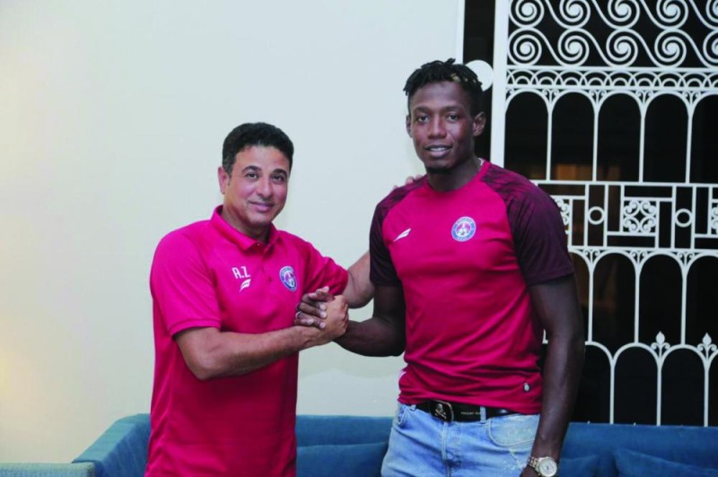 مدافع سنغالي يدعم العدالة في دوري المحترفين