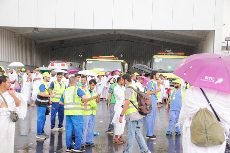 الدفاع المدني يعلن نجاح خطة تصعيد الحجاج إلى عرفة