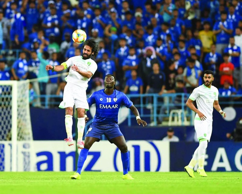 الأهلي يفوز.. والهلال يتأهل